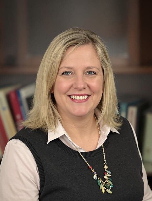 teacher headshots 04